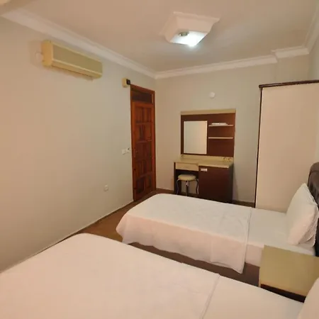 德凡泽威凯幕公寓式酒店 2*