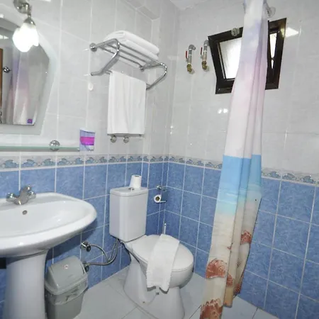 德凡泽威凯幕公寓式酒店 2*