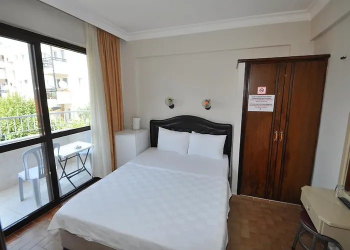 Defne & Zevkim Marmaris