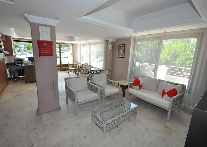 Defne & Zevkim Lejlighedshotel Marmaris