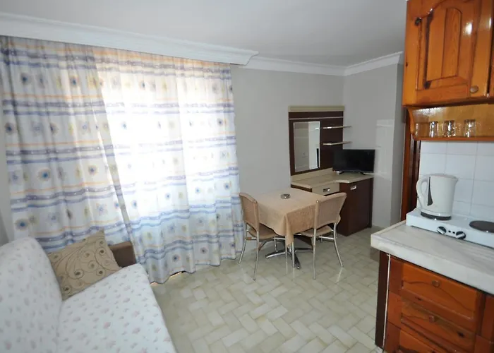 Defne & Zevkim Lejlighedshotel Marmaris