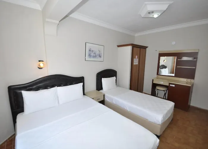 Defne & Zevkim 2* 말마리스