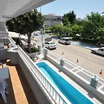 Defne & Zevkim Aparthotel Marmaris